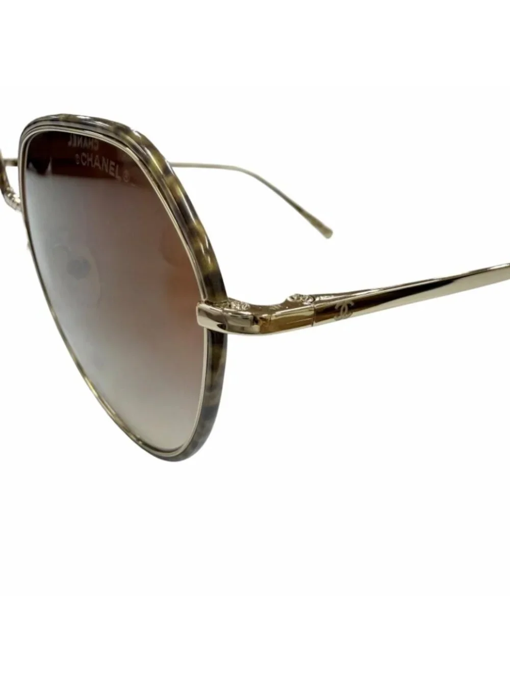 Chanel CC Logo Sunglasses Gold Brown Gradient 55 19 Demo Lens Eyewear
